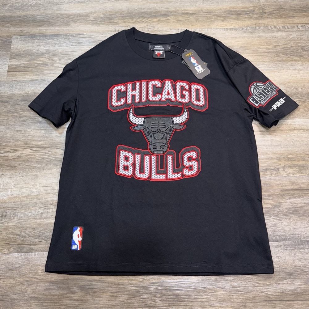 Pro Standard Chicago Bulls Shirt Mens M Black Embroidered Graphic Logo Sew-On